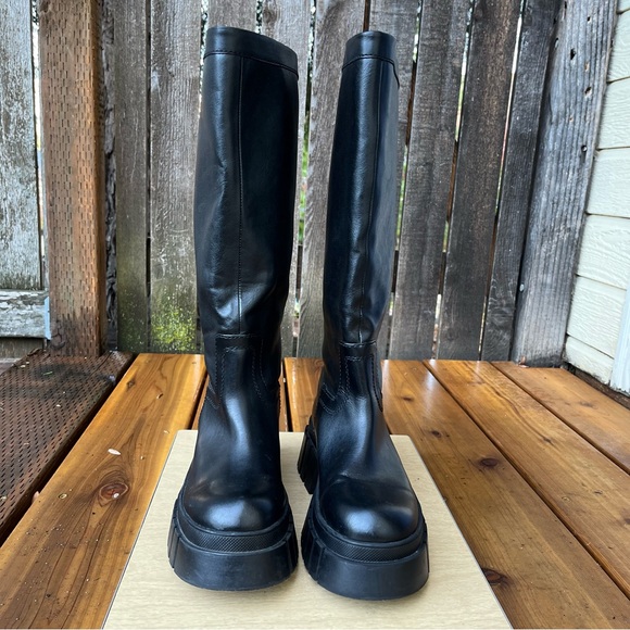 Zara Wm’s Lug Sole Pull On High Boots In Black Sz 39 EU Sz 8 US - Picture 6 of 16